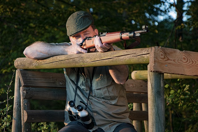 hunter 4436354 640 1